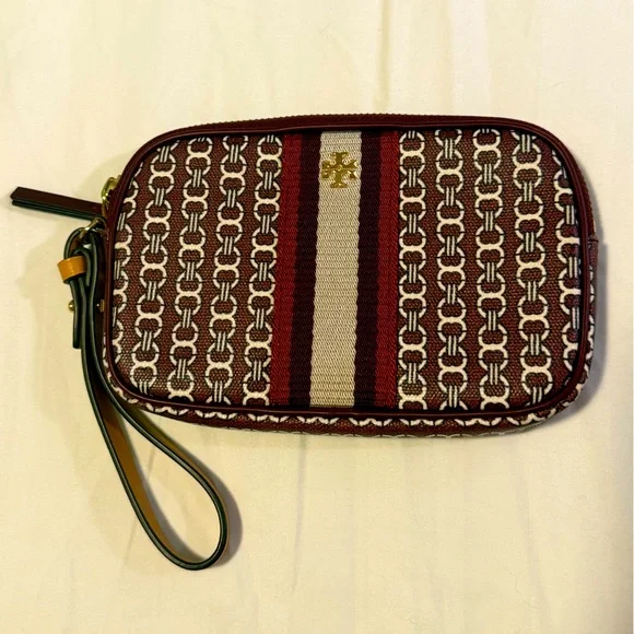 Tory Burch Gemini Wristlet - Picture 4 of 9